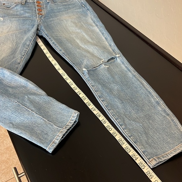 Alice + Olivia AO.LA Good highrise exposed button lightwash distressed jeans, 27 - Picture 11 of 15